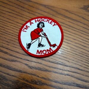 - - I'm a Hockey Mom patch. Sew on. Vintage. 3 inches . Kitchi.